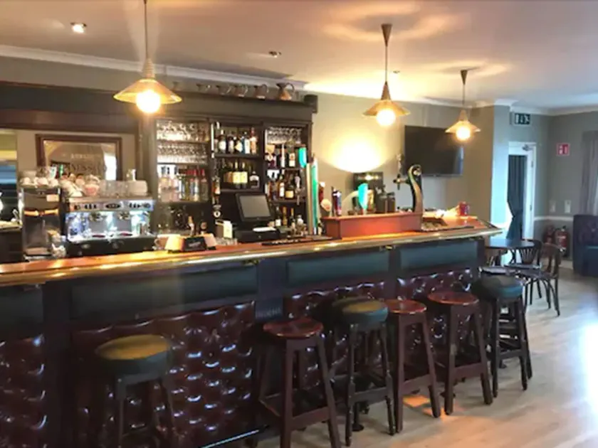 New Park Hotel Athenry - Image 1
