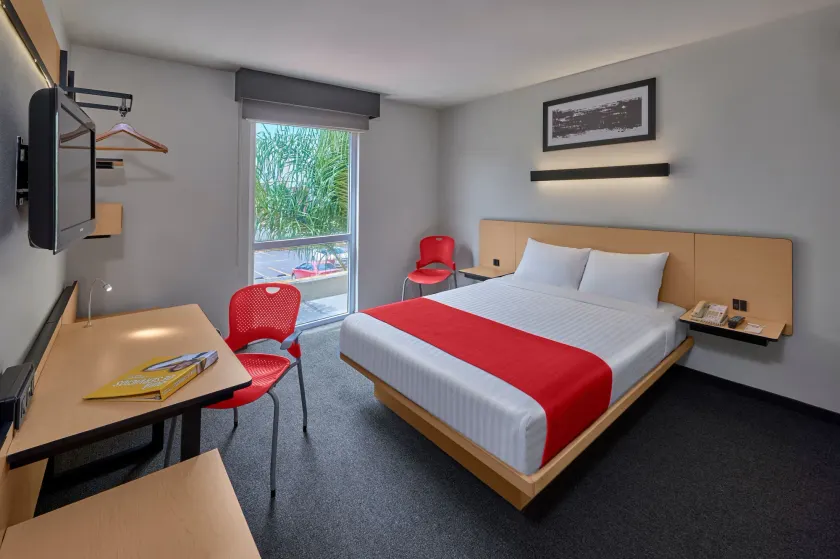 City Express by Marriott Queretaro Jurica - Image 1