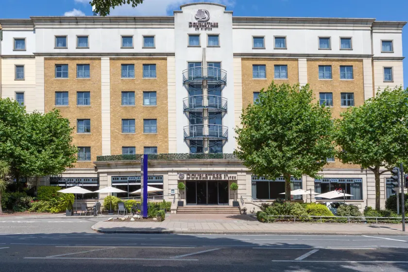 DoubleTree by Hilton London Angel Kings Cross - Image 1