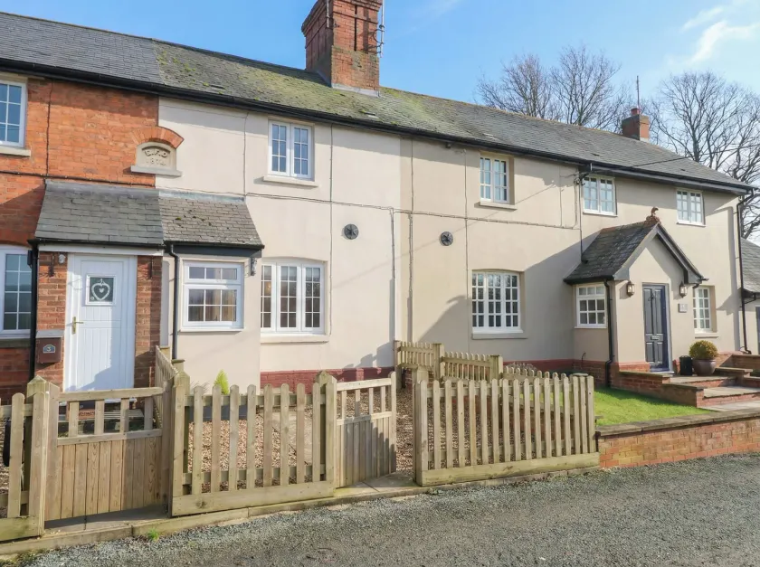 Little Launde Cottage - Image 1