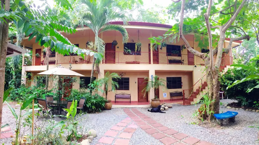 Hotel Tropical Sands Dominical - Image 1