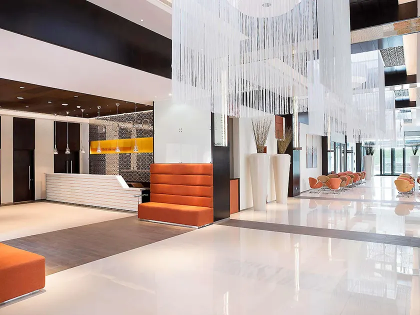 ibis One Central Hotel - Image 1