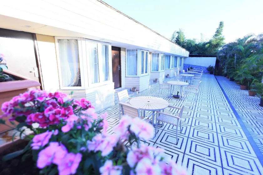 Hotel King Garden - Image 1