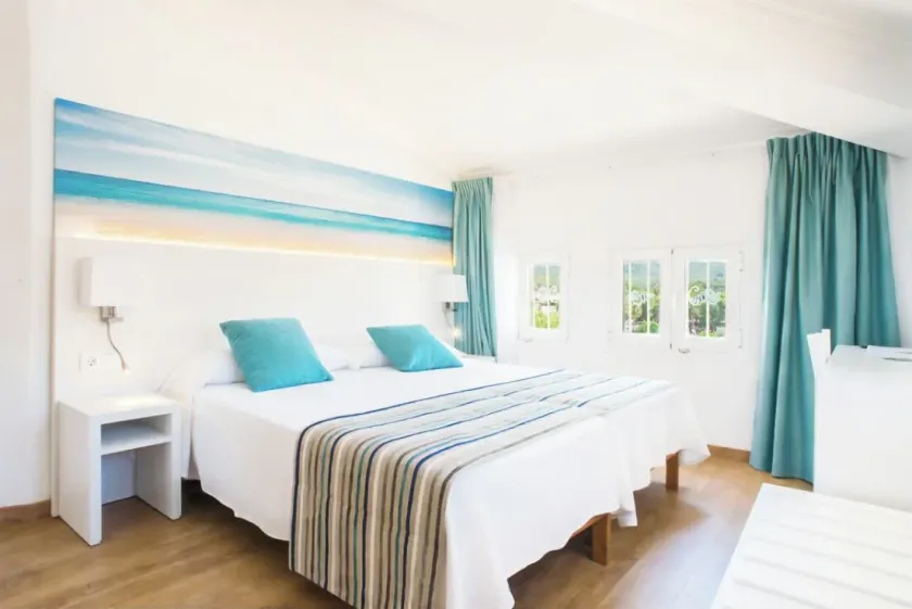 Hotel Playas de Paguera - Image 1