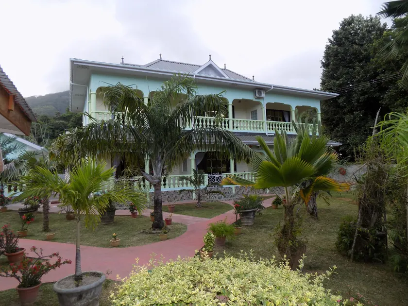 Green Palm Self Catering - Image 1