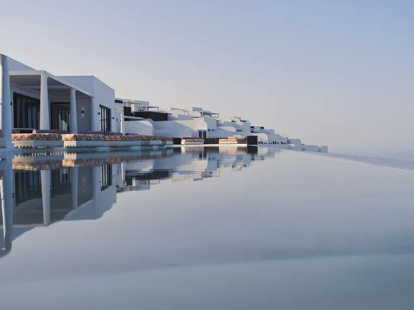 Cresanto Luxury Suites  - Image 1