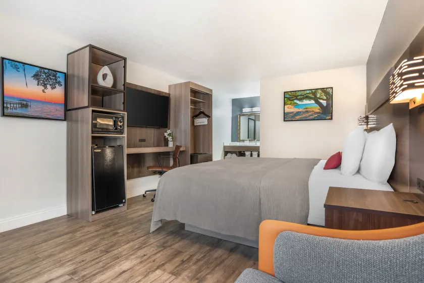 Key West Inn - Fairhope - Image 1