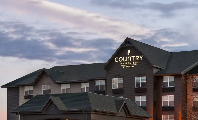 Country Inn & Suites by Radisson, Boise West - Meridian - Image 1