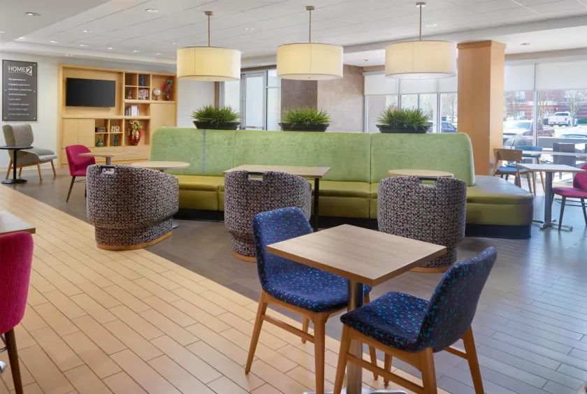 Home2 Suites Newnan - Hall