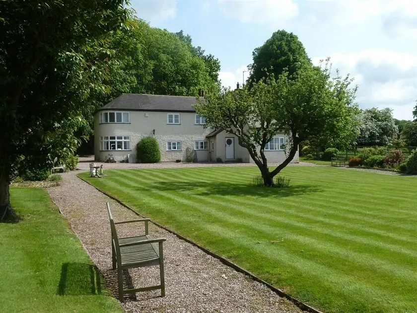 The Coach House - Image 1