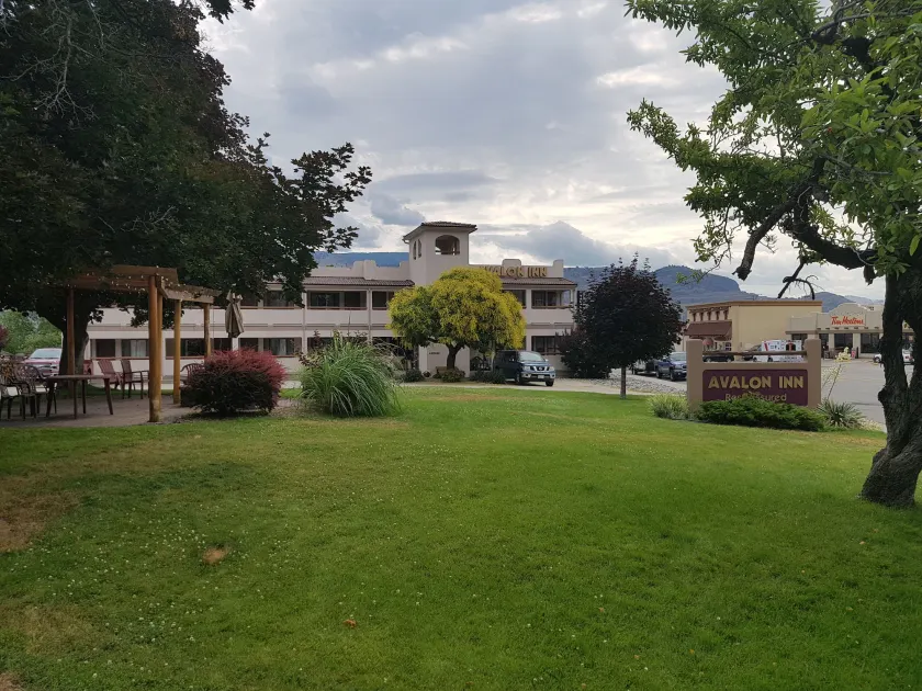 Avalon Inn - Image 1