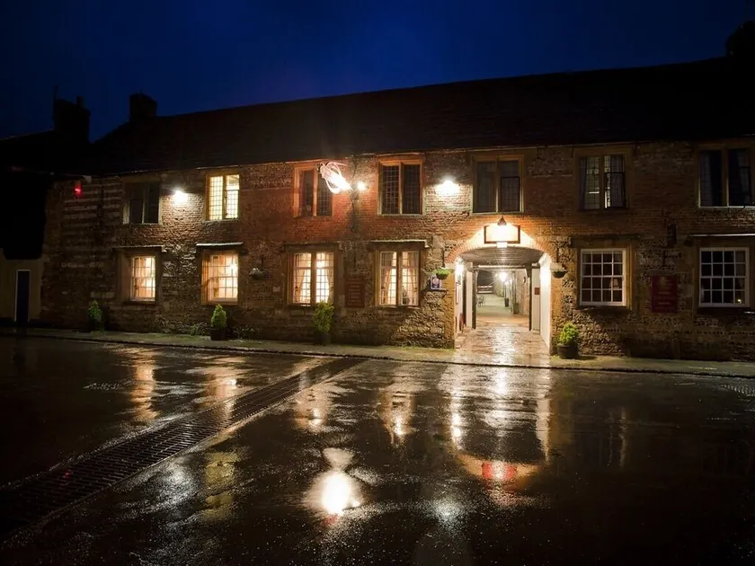 The New Inn - Image 1