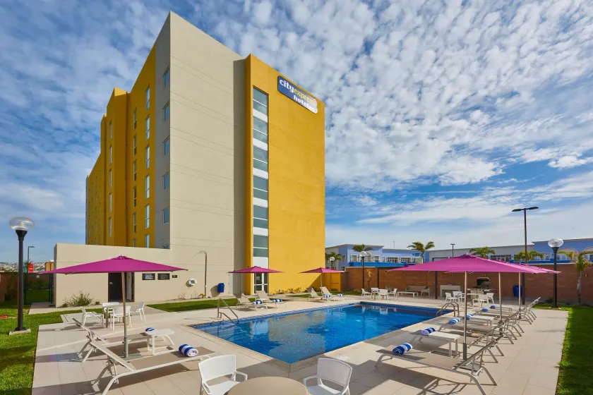 City Express by Marriott Rosarito - Image 1