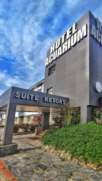 Acuarium Suite Resort - Image 1