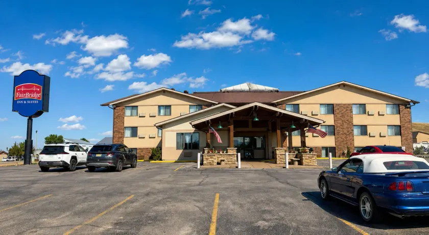 Fairbridge Inn And Suites - Image 1