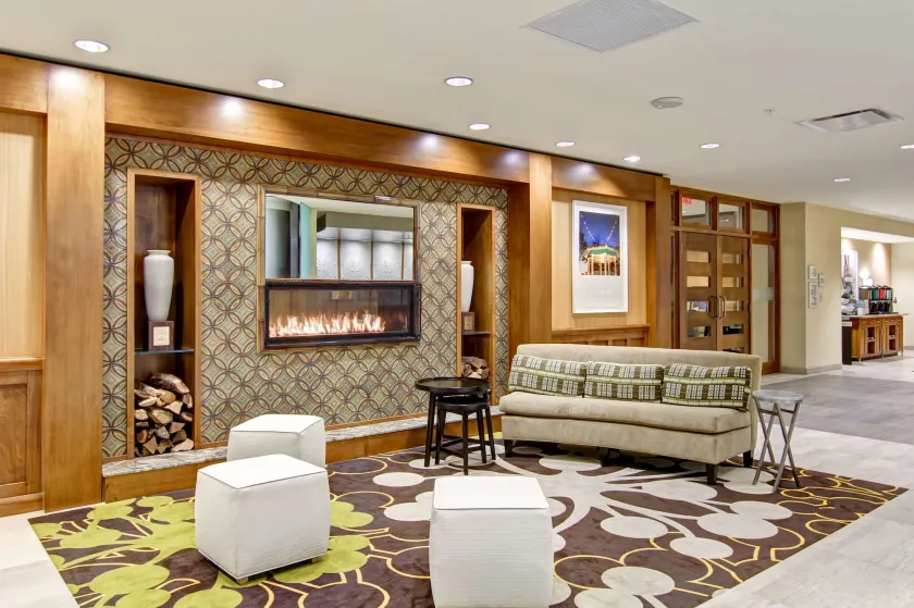 Homewood Suites by Hilton Cincinnati-Downtown - Image 1