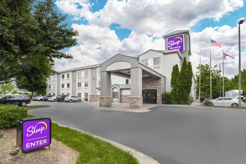 Sleep Inn & Suites at Concord Mills - Image 1