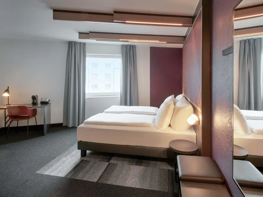  B&B HOTEL Frankfurt-Messe - Image 1