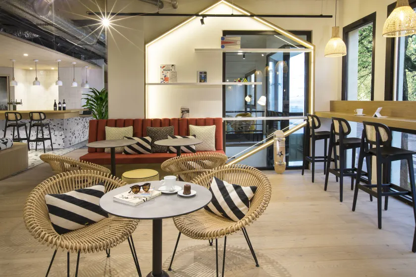 Hôtel Life Bordeaux Gare - BG - Image 1