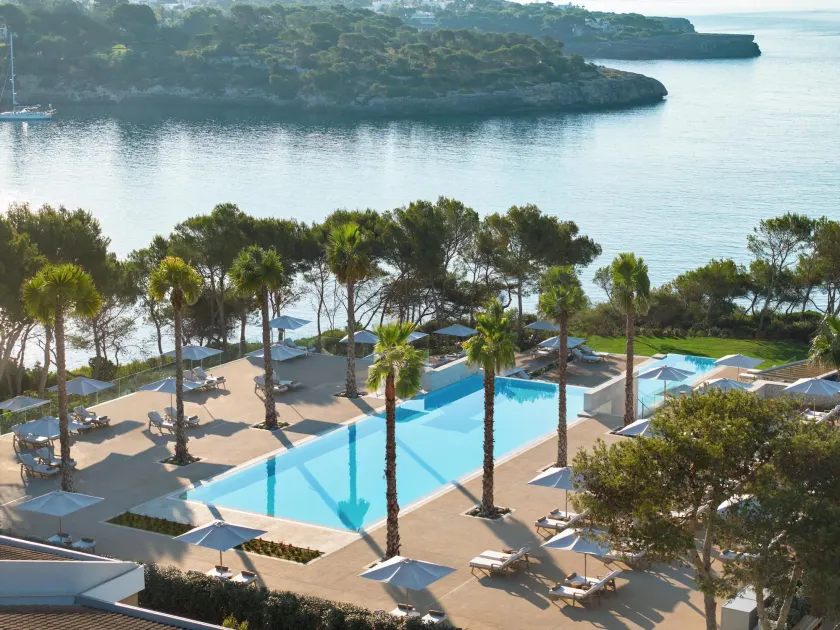 Ikos Porto Petro - Image 1