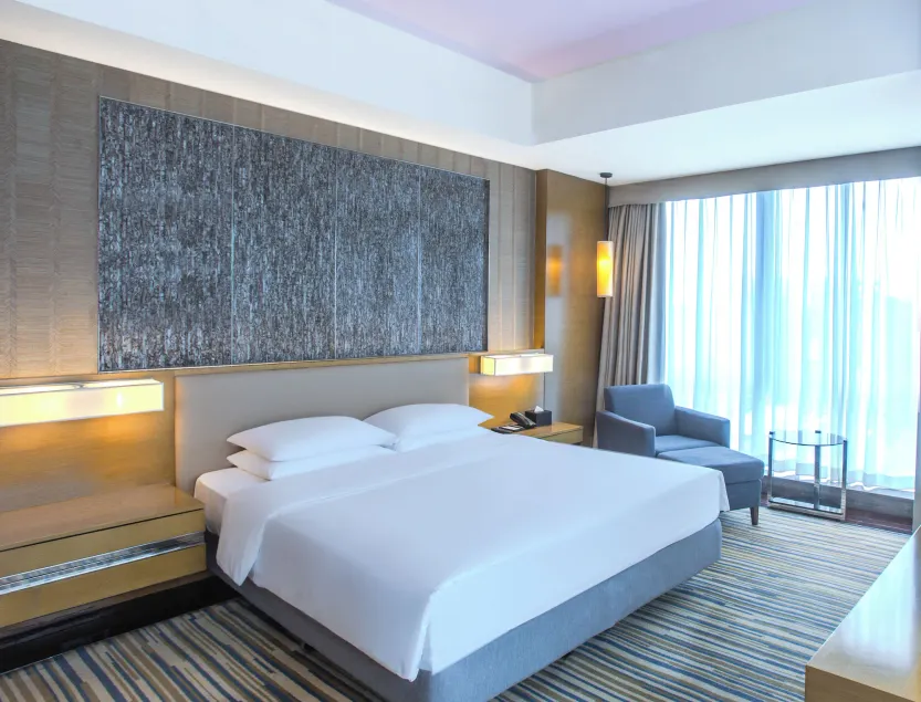 Hyatt Regency Chongqing Hotel - Image 1