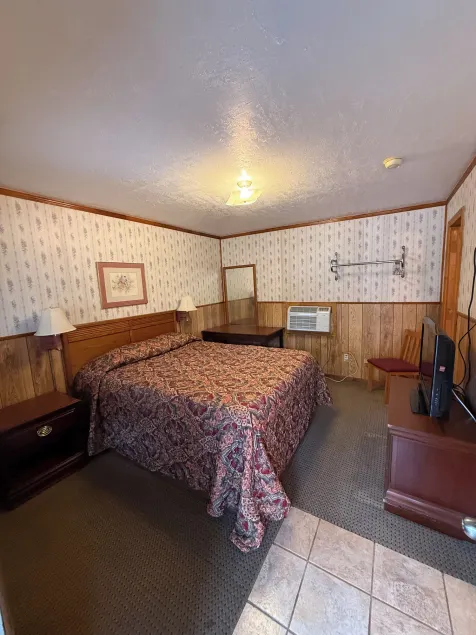 Angelina Motel - Image 1