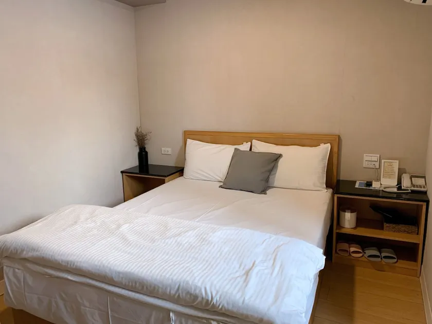 XDZ Hotel - Image 1