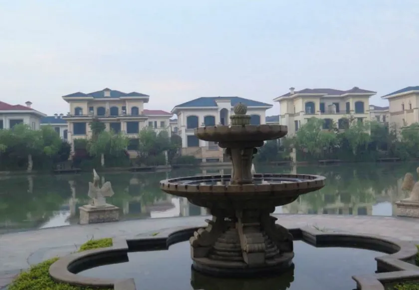 Henda Venice Hotel - Image 1