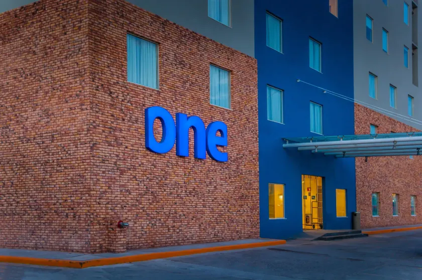 One Monclova - Image 1