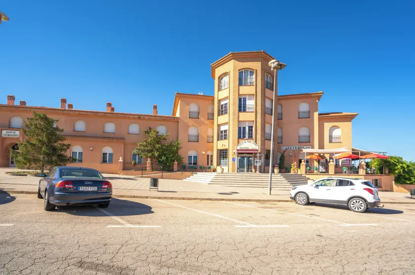 Villa de Gor - Image 1
