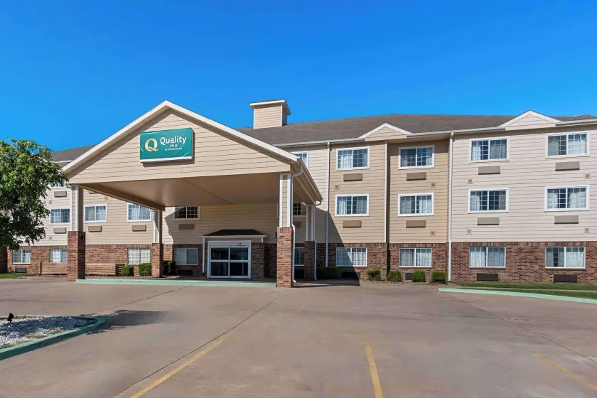 Quality Inn Blackwell I-35 - Image 1