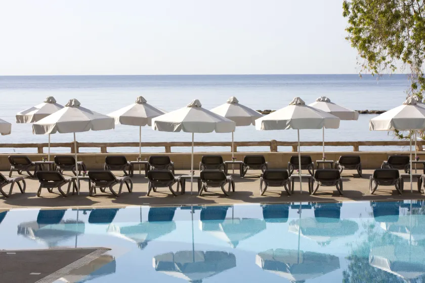 Harmony Bay Hotel - Image 1