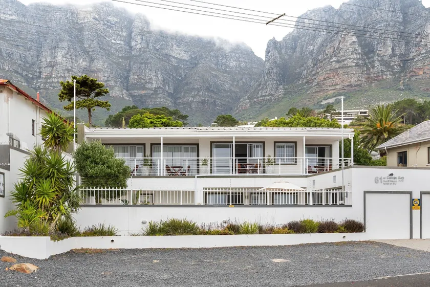 L X I Camps Bay - Image 1