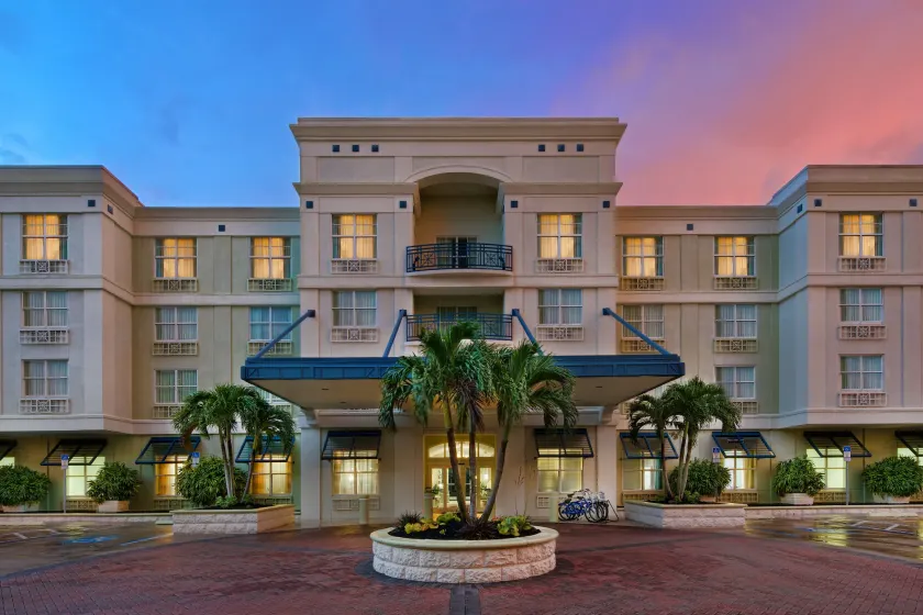 voco Sarasota by IHG - Image 1