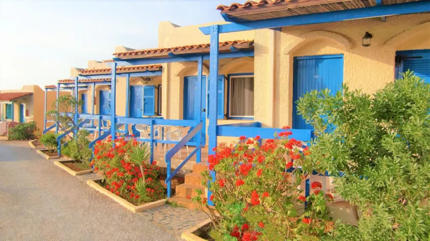 Zorbas Beach Village Hotel - Image 1