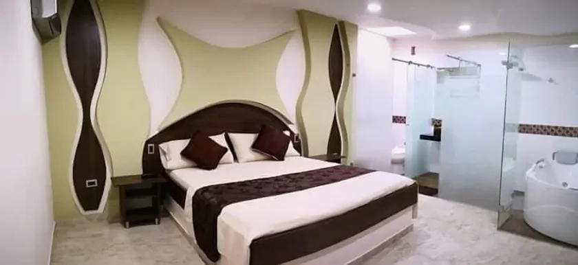 Hotel Diamante Real Cienaga - Image 1