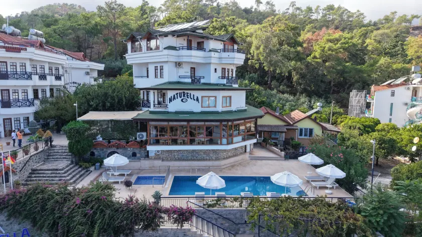 NATURELLA APART HOTEL - Image 1