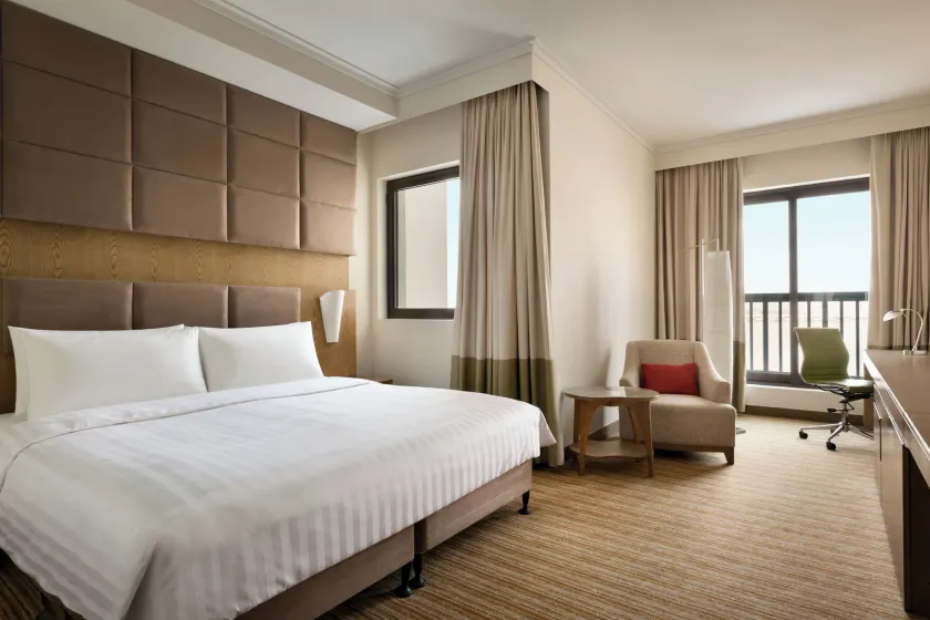 Traders Hotel, Abu Dhabi - Image 1
