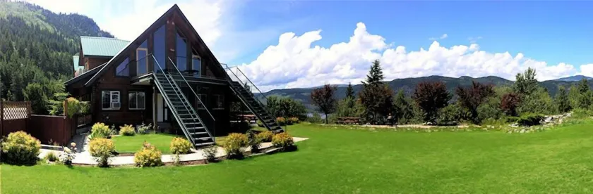 Jade Mountain Motel - Image 1