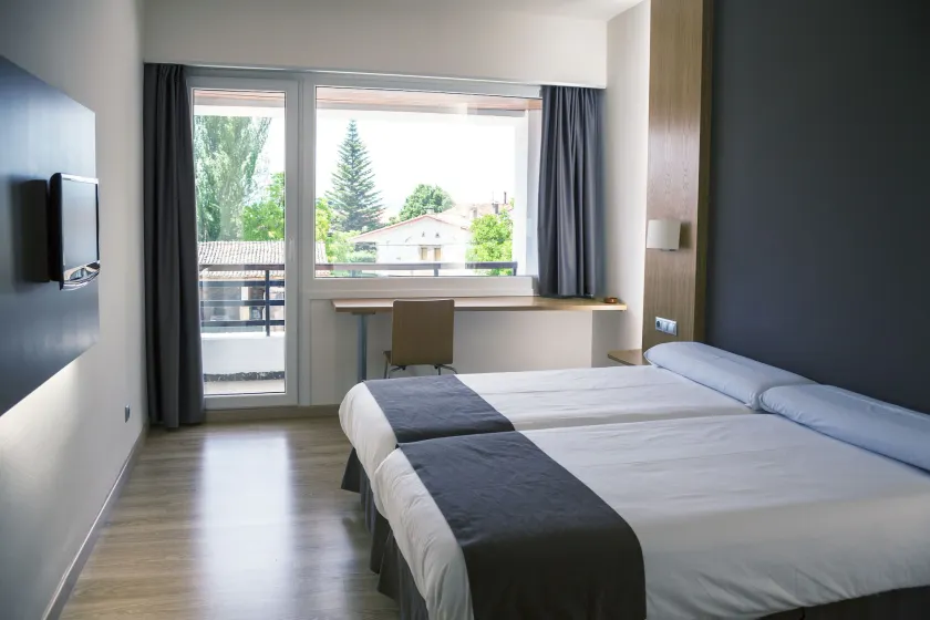 Hotel Jatorrena - Image 1