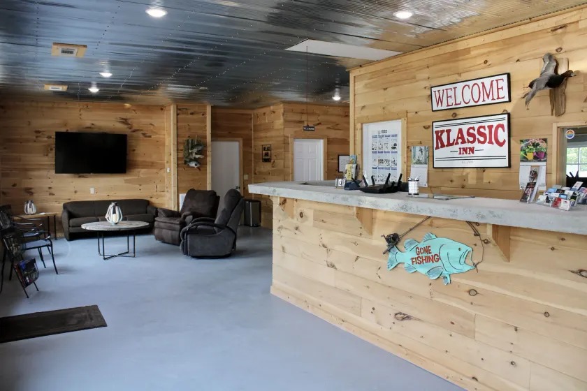 The Klassic Inn - Lobby