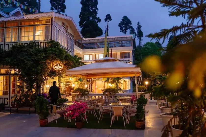 Udaan Dekeling Resort Darjeeling - Image 1