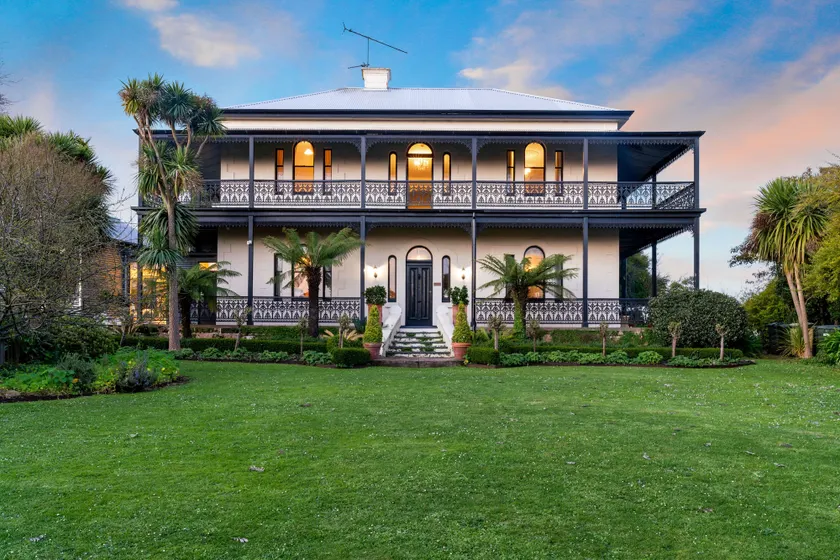 Colhurst House - Image 1