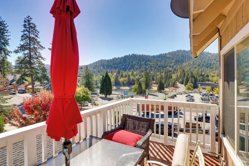 Lake & Mountain-View Home: Walk to Downtown! - Image 1