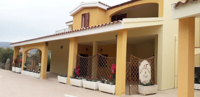 Meravisola Costa Rei Holiday Rooms - Image 1