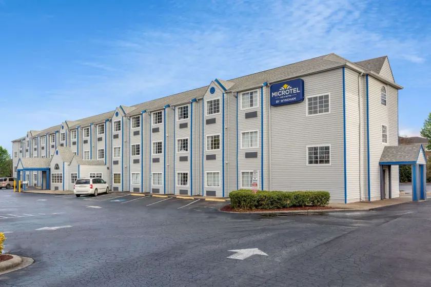 Microtel Inn & Suites by Wyndham Matthews/Charlotte - Image 1