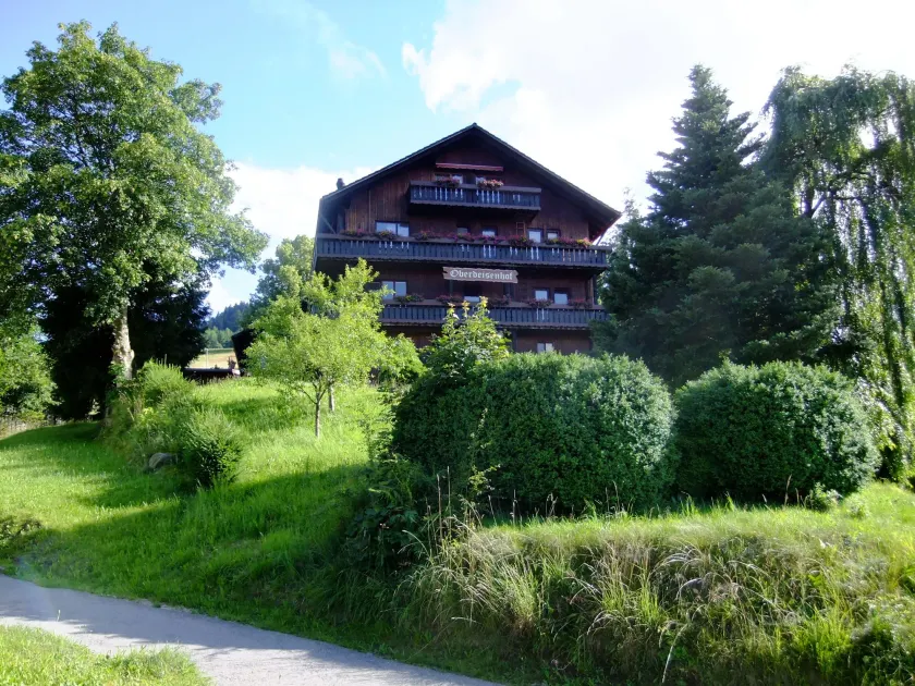 Landhotel Oberdeisenhof - Image 1