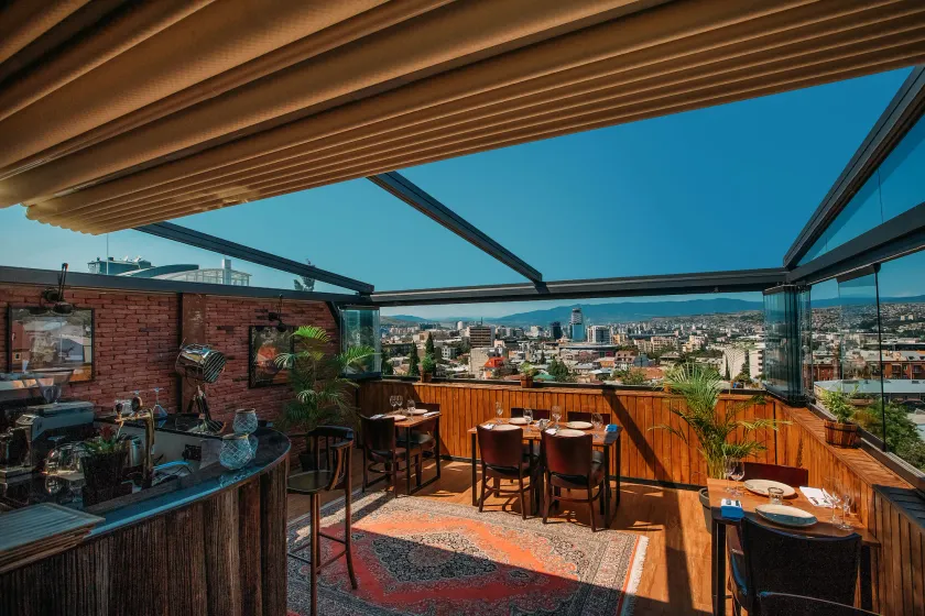 Urban Boutique Hotel - Image 1