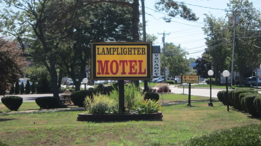 Lamplighter Motel - Clinton, Connecticut - Image 1
