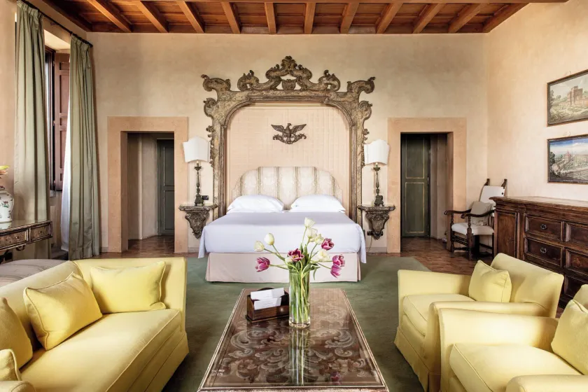 La Posta Vecchia Hotel - Image 1